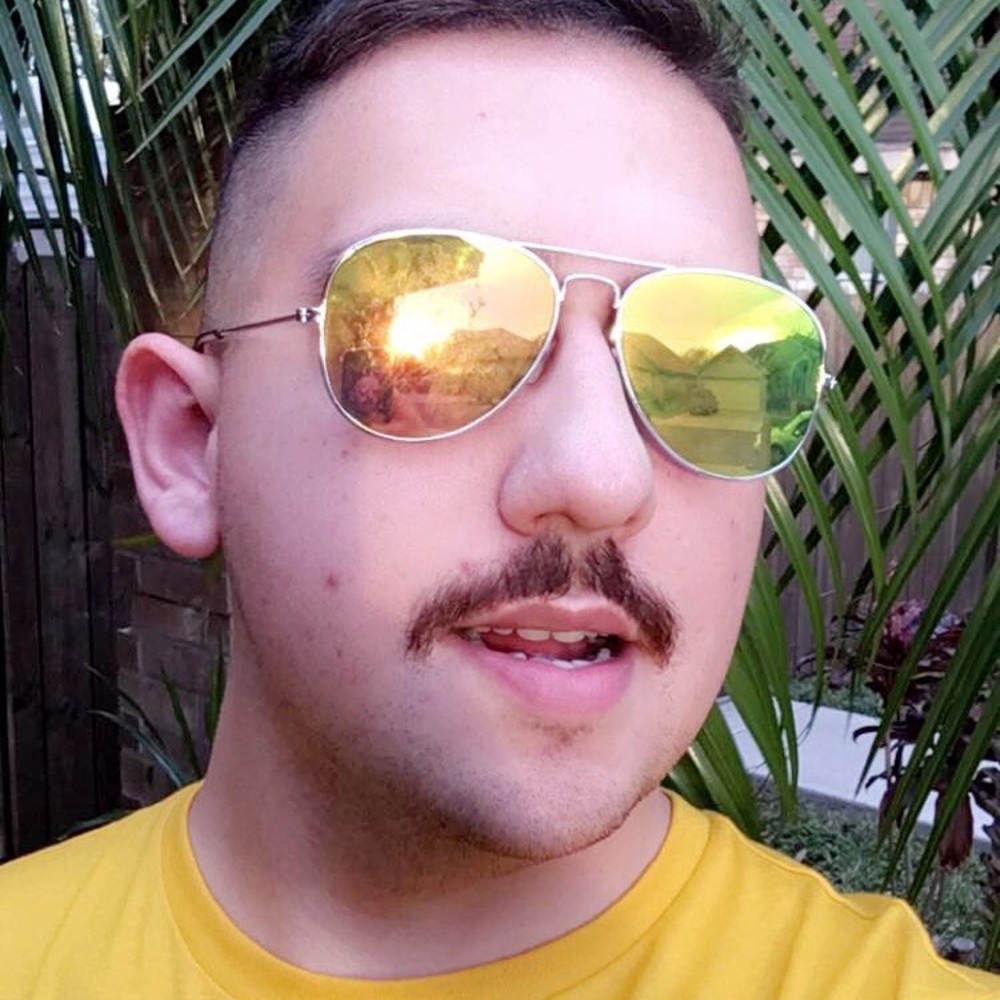 Meet your Posher, Alex